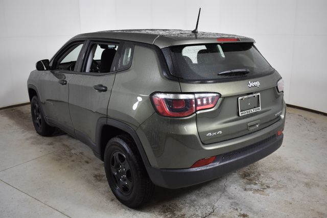 2018 Jeep Compass Sport photo 3