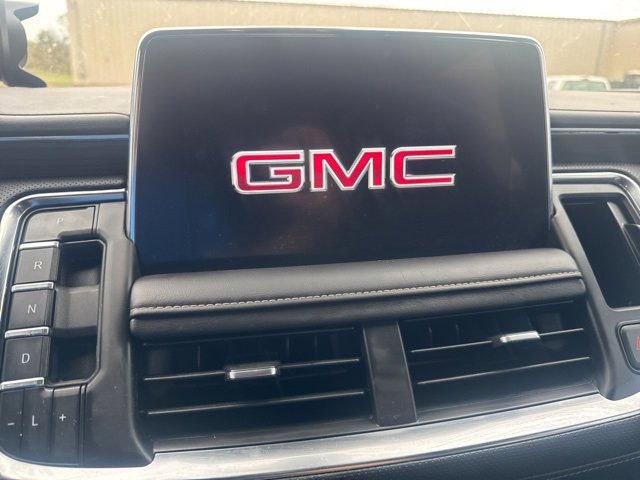Used 2022 White Frost Tricoat GMC SLT image 20