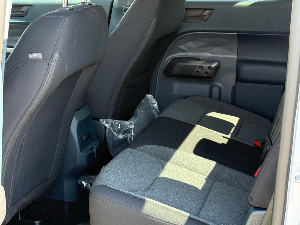 2025 Ford Maverick XLT photo 9