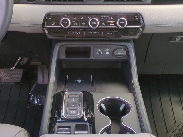 2025 Honda Pilot EX-L photo 16