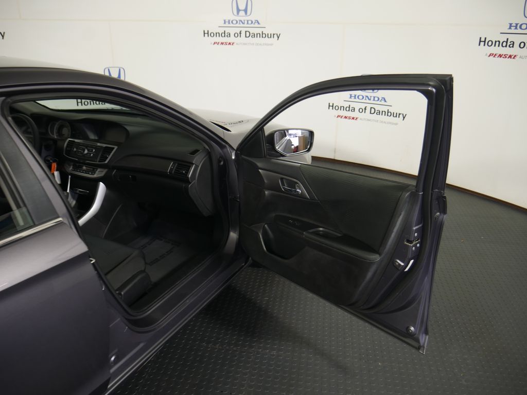 2014 Honda Accord LX photo 7