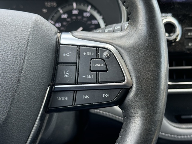 2021 Toyota Highlander Platinum photo 16
