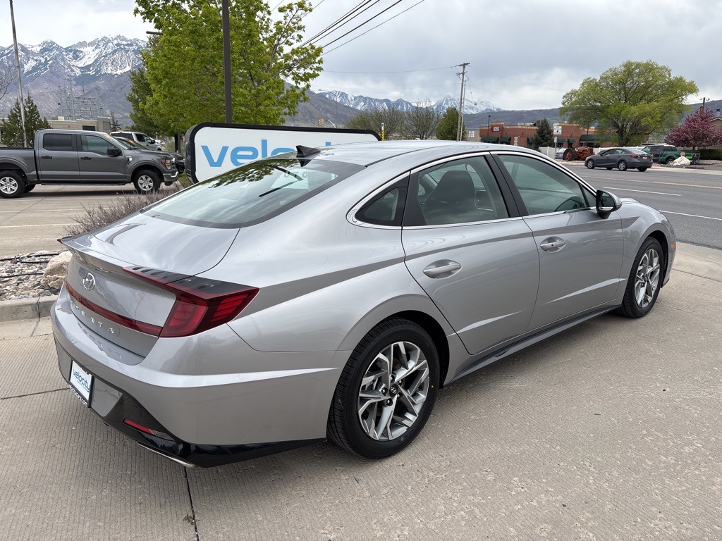 2023 Hyundai Sonata SEL photo 4