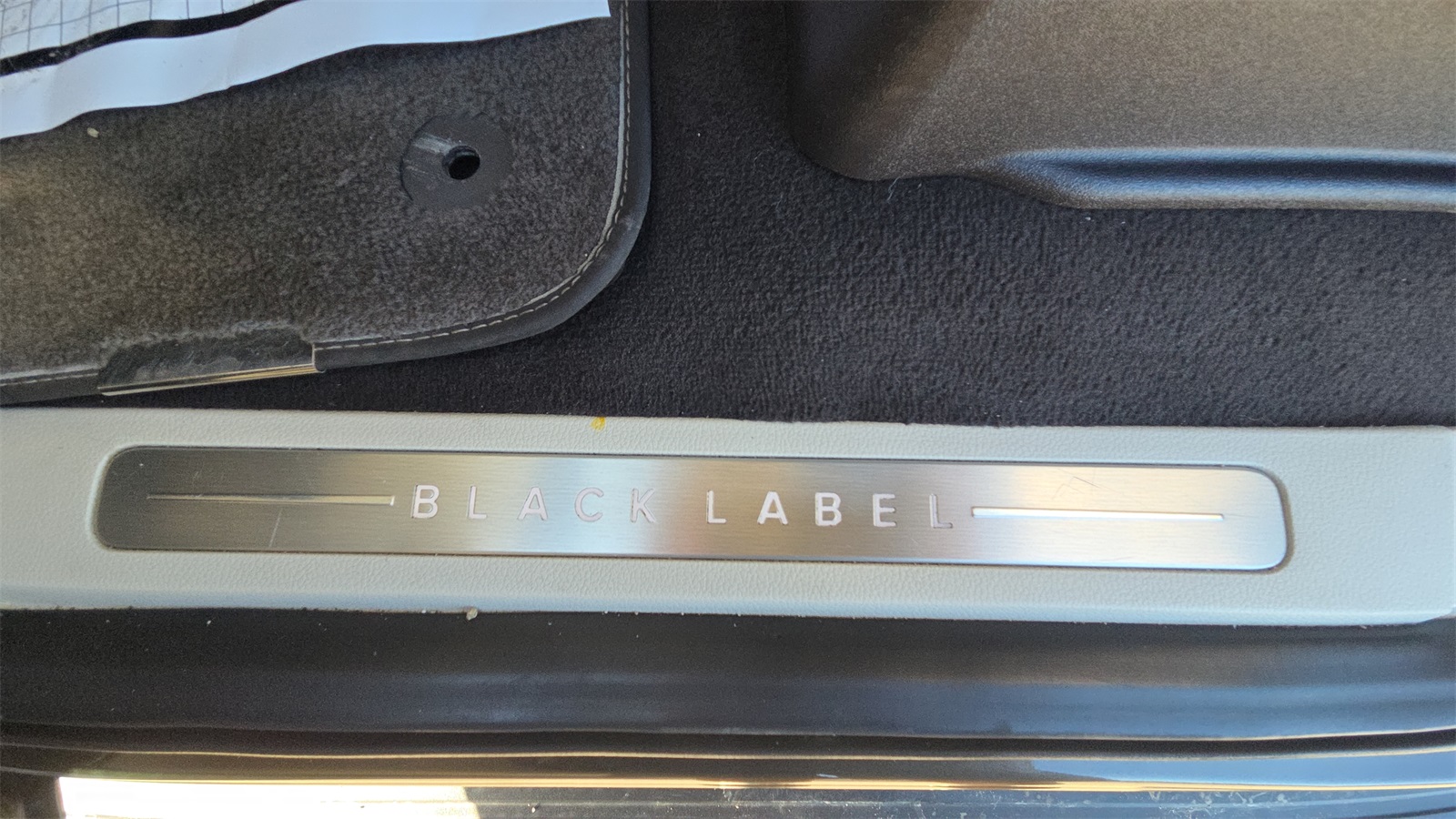 2019 Lincoln Navigator Black Label photo 31