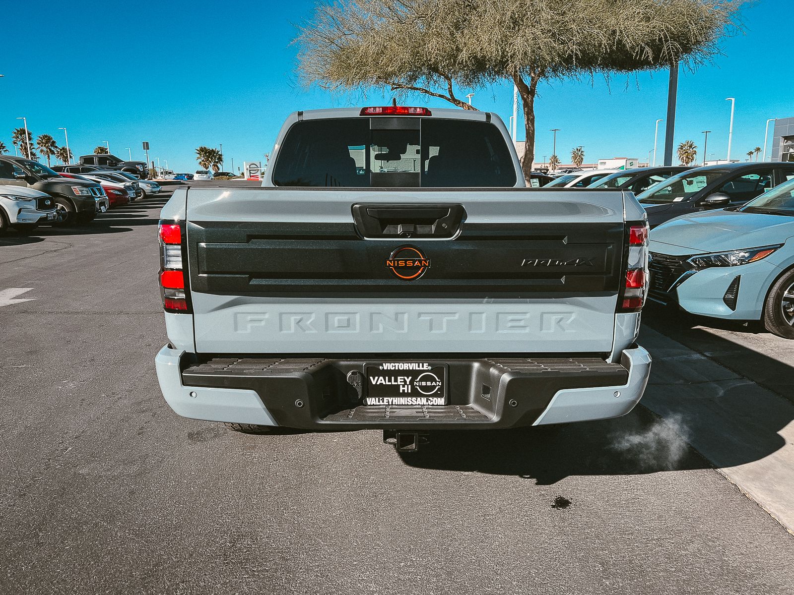 2025 Nissan Frontier PRO-4X photo 3