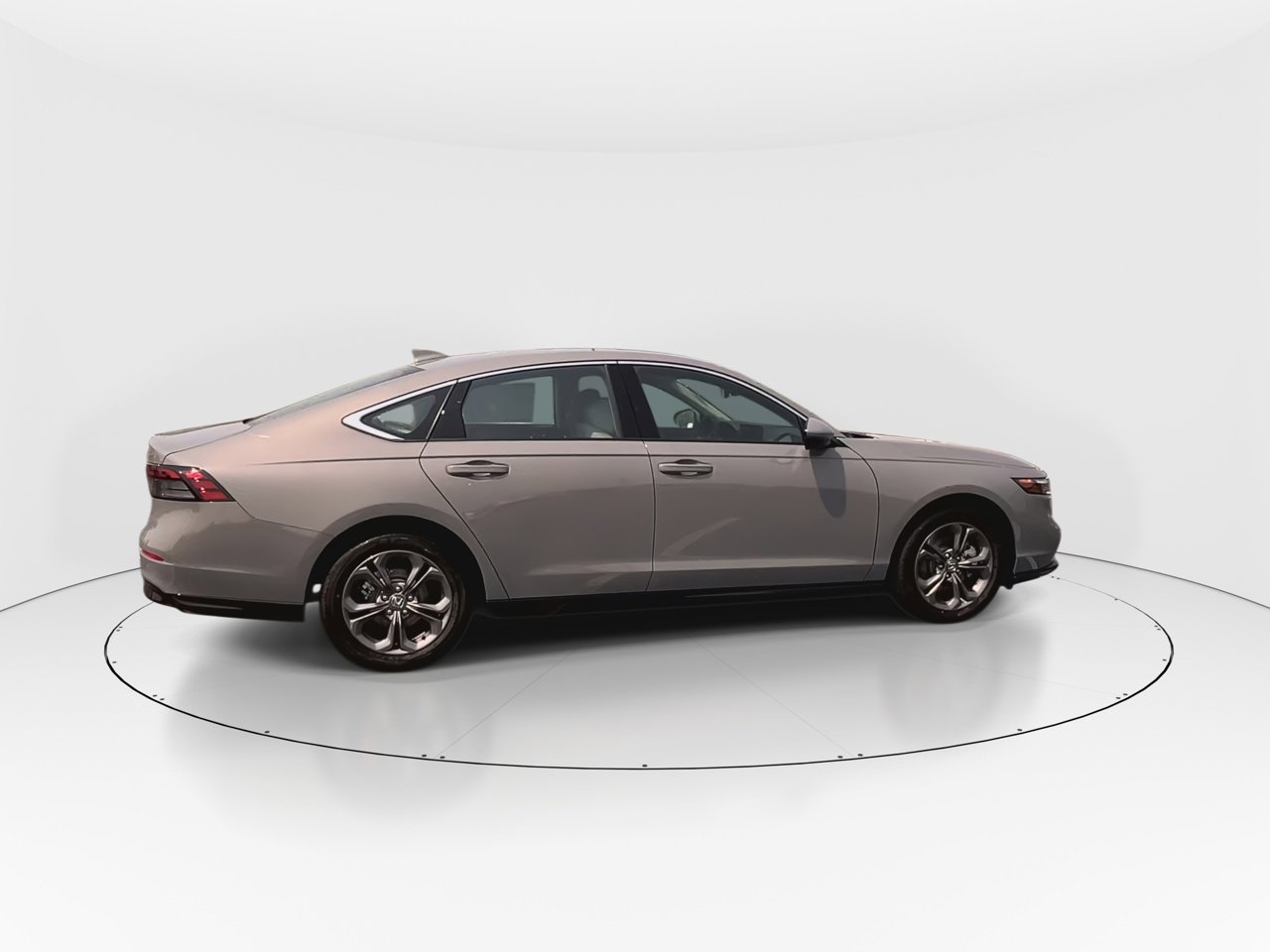 2025 Honda Accord Hybrid EX-L photo 9