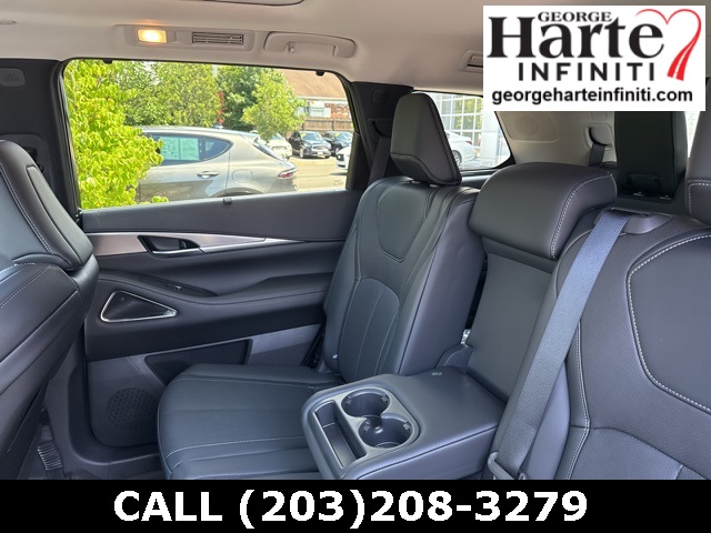 2026 Infiniti QX60 Luxe AWD photo 13
