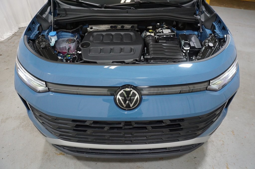 2025 Volkswagen Tiguan SE photo 23