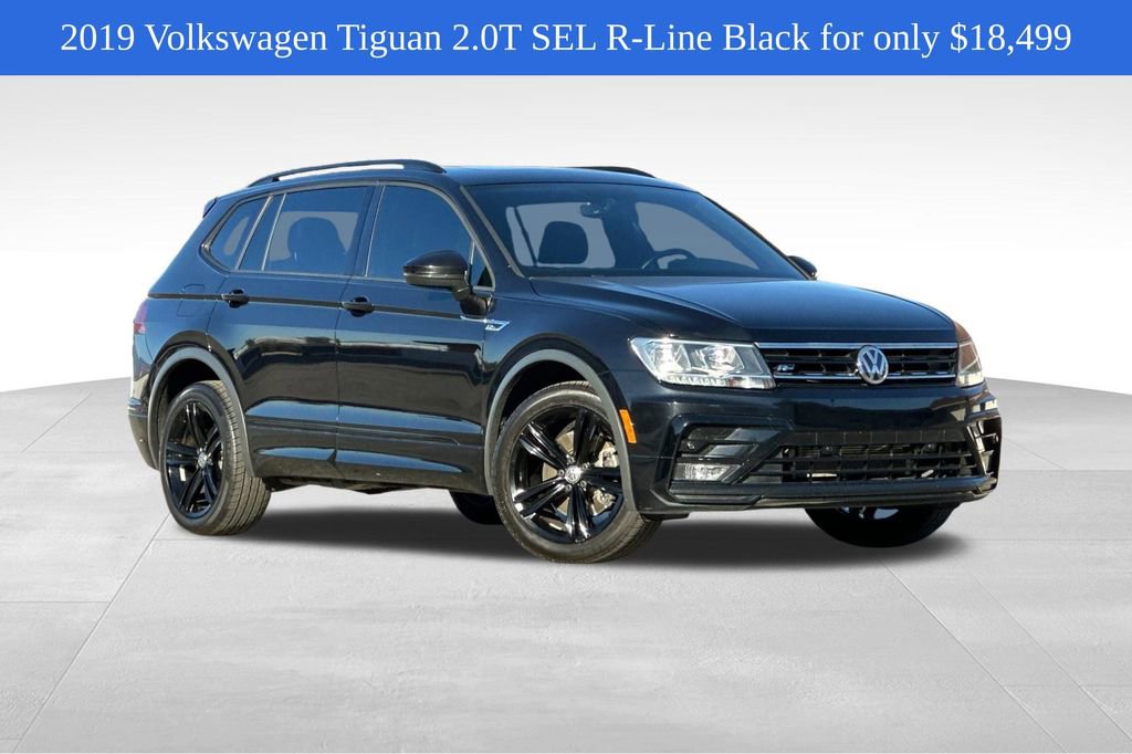 2019 Volkswagen Tiguan SEL R-Line's photo