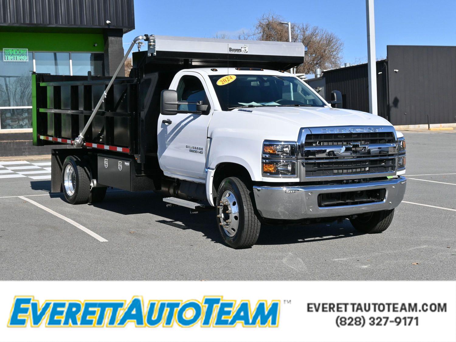 2024 Chevrolet Silverado 4500 Medium Duty Chassis Cab Work Truck's photo