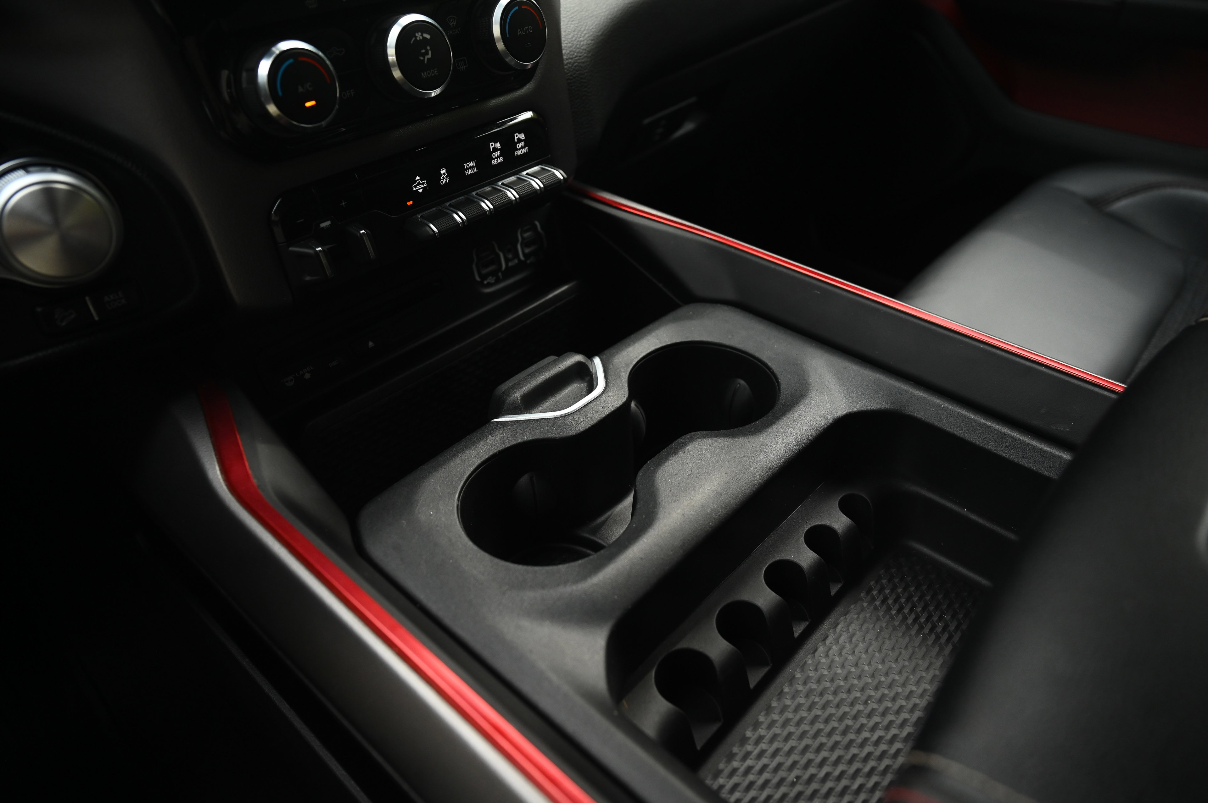 2019 Ram 1500 Rebel photo 18