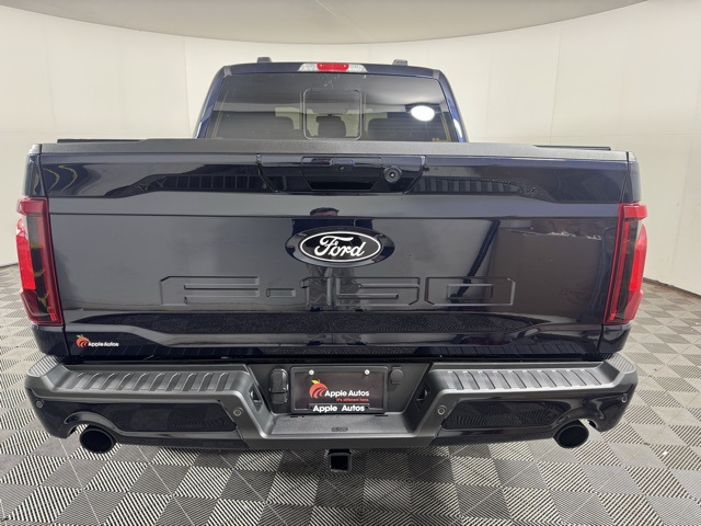 2025 Ford F-150 XLT photo 3