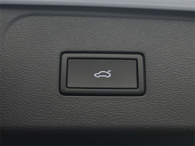 2026 Volkswagen Atlas SE Technology photo 18