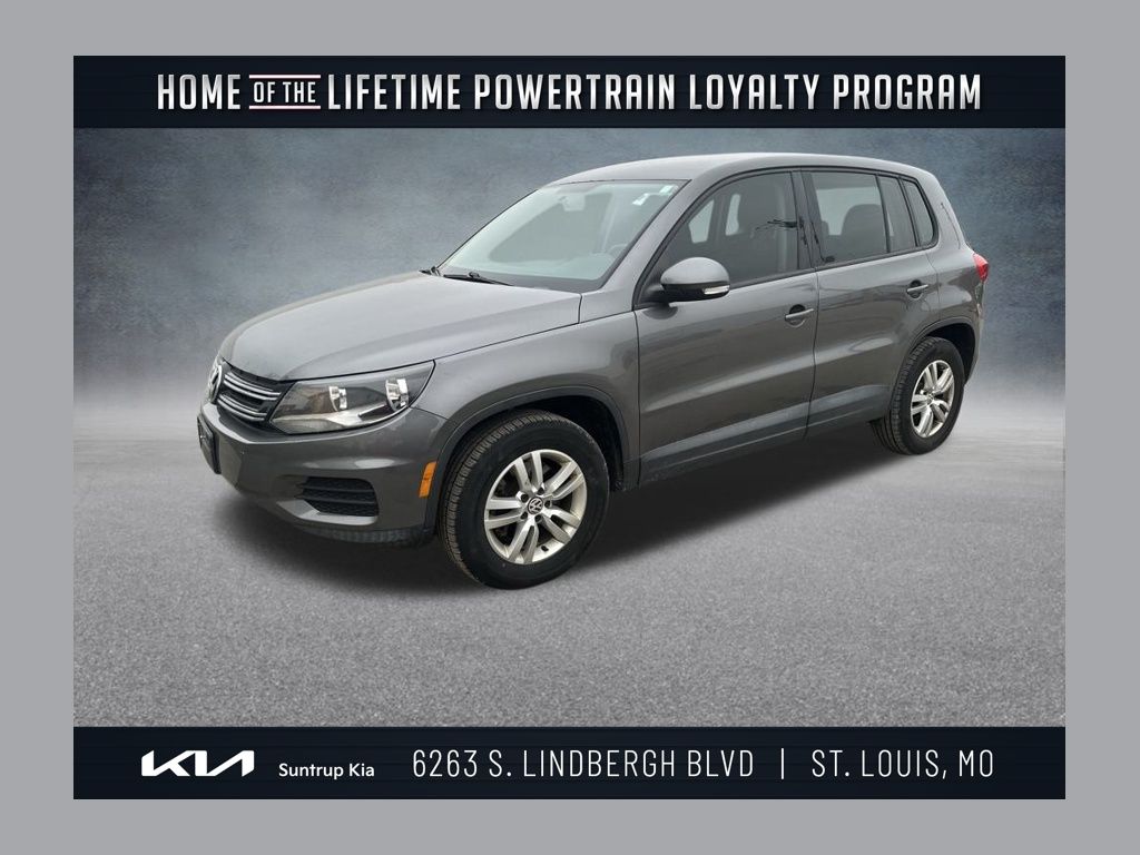 2014 Volkswagen Tiguan S's photo