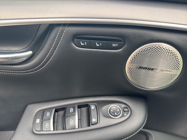 2022 Infiniti QX55 Essential photo 17