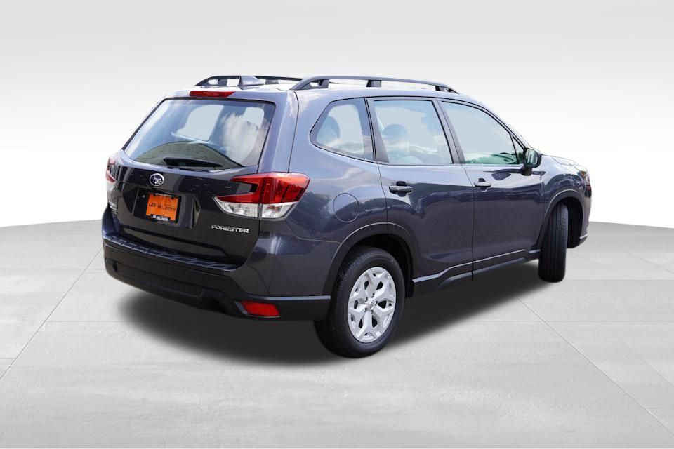 2022 Subaru Forester Base photo 3