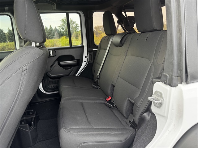 2021 Jeep Wrangler S Unlimited Sport photo 18