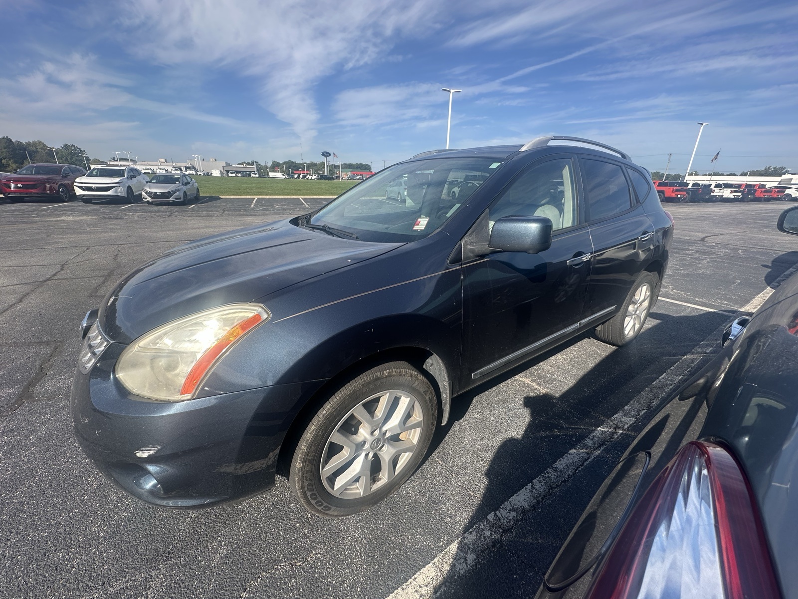 2013 Nissan Rogue SL photo 2
