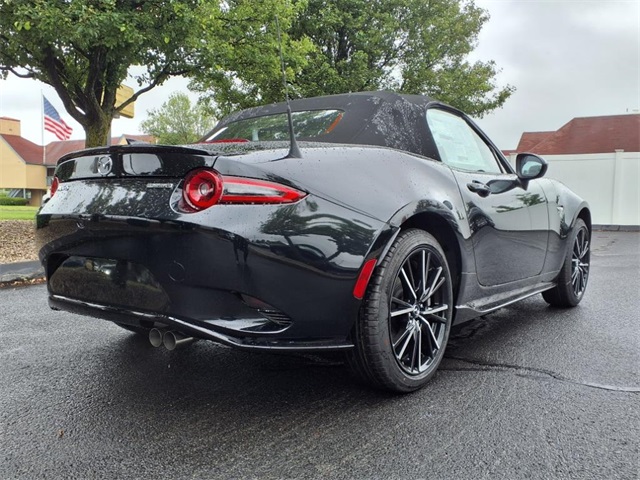 2025 Mazda MX-5 Miata Miata Grand Touring photo 4