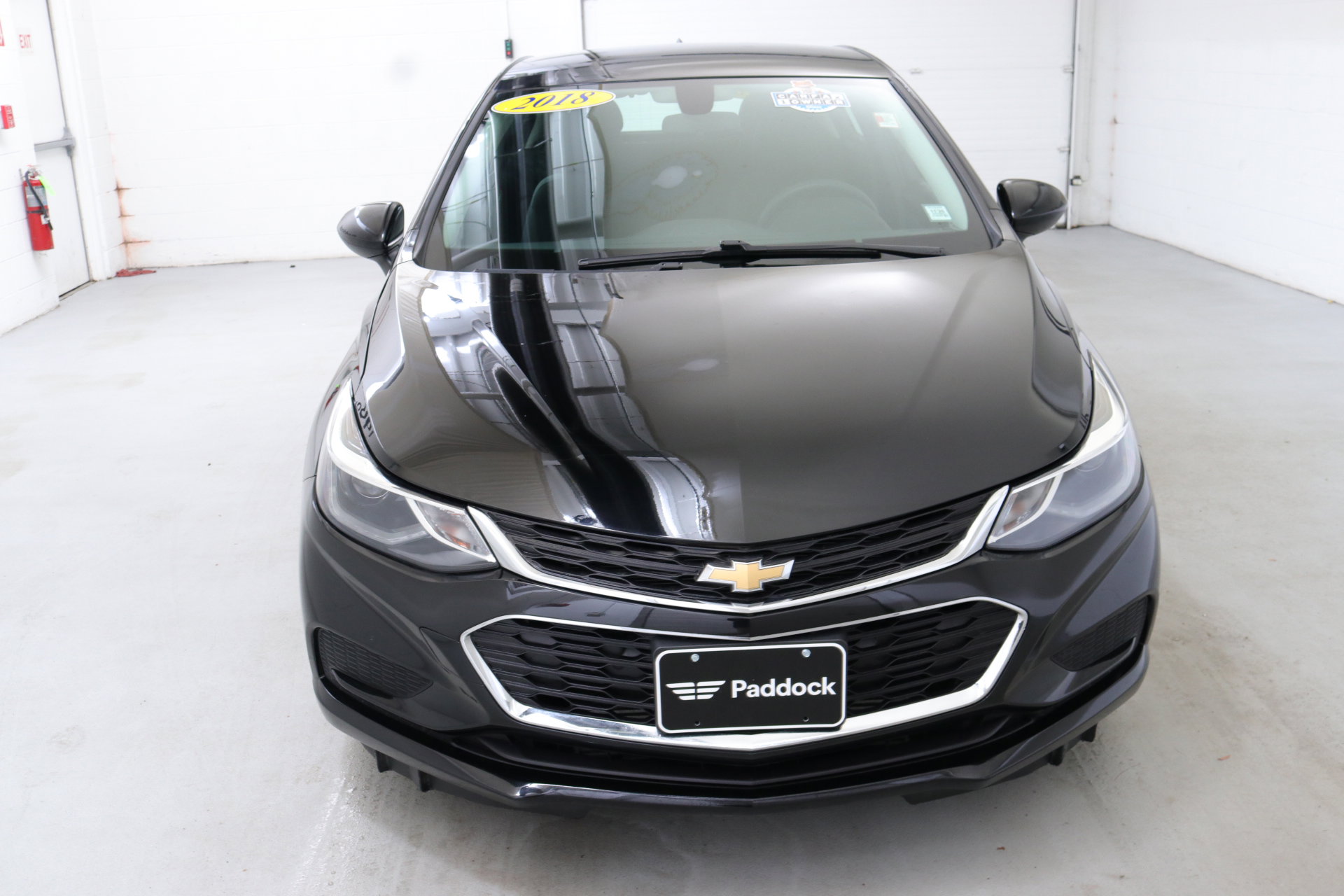 Used 2018 Chevrolet Cruze LT with VIN 3G1BE6SM0JS531750 for sale in Kenmore, NY