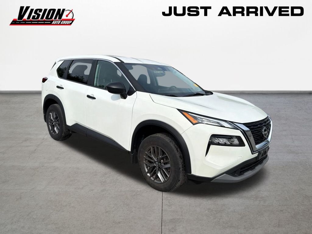 2023 Nissan Rogue S photo 3