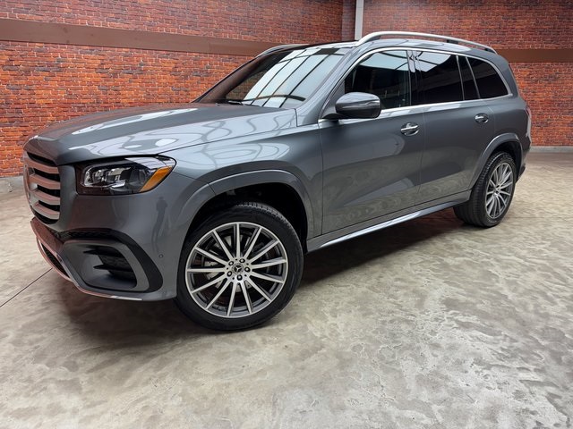 2025 Mercedes-Benz GLS Base's photo