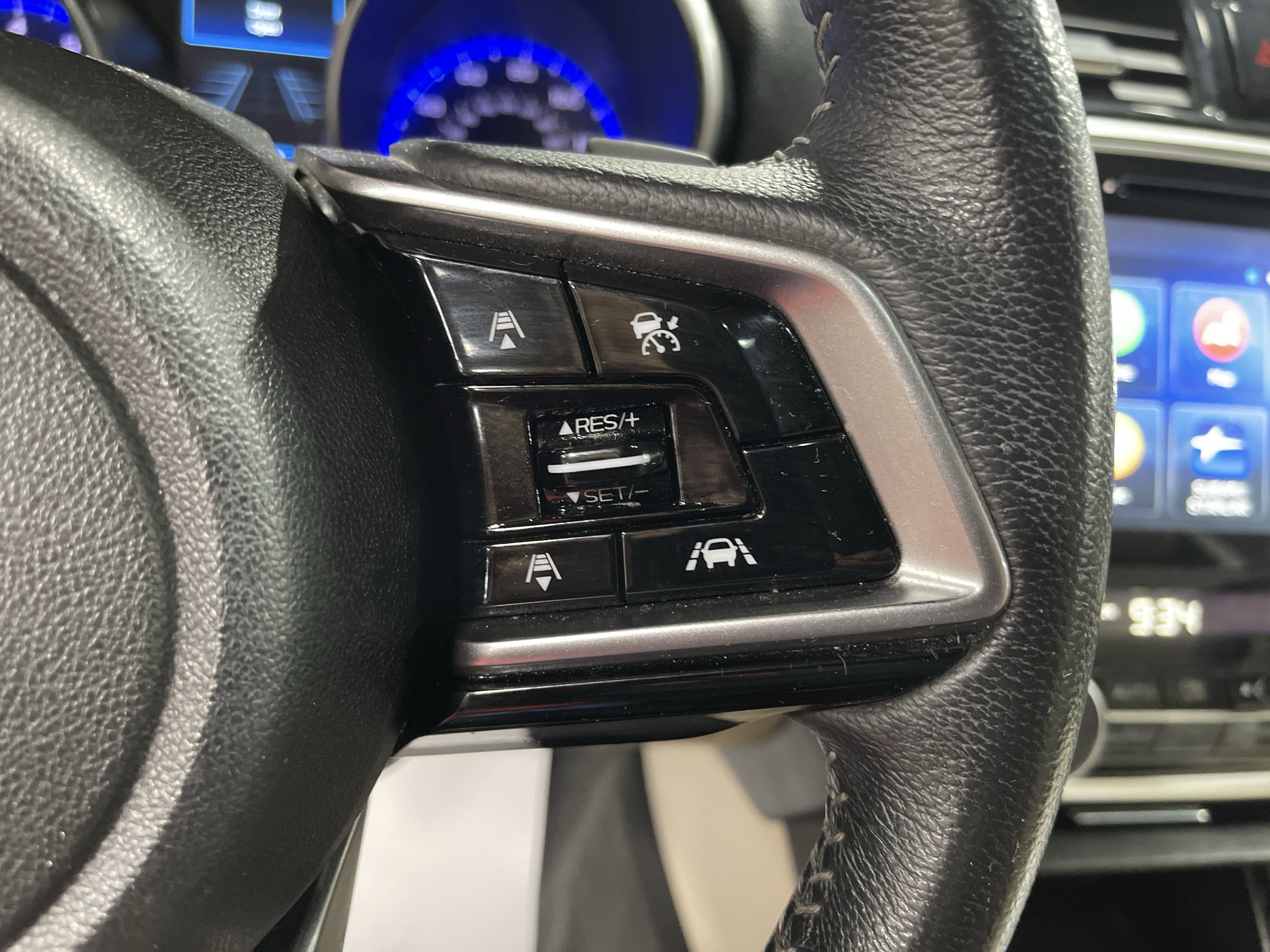 2019 Subaru Outback Limited photo 12