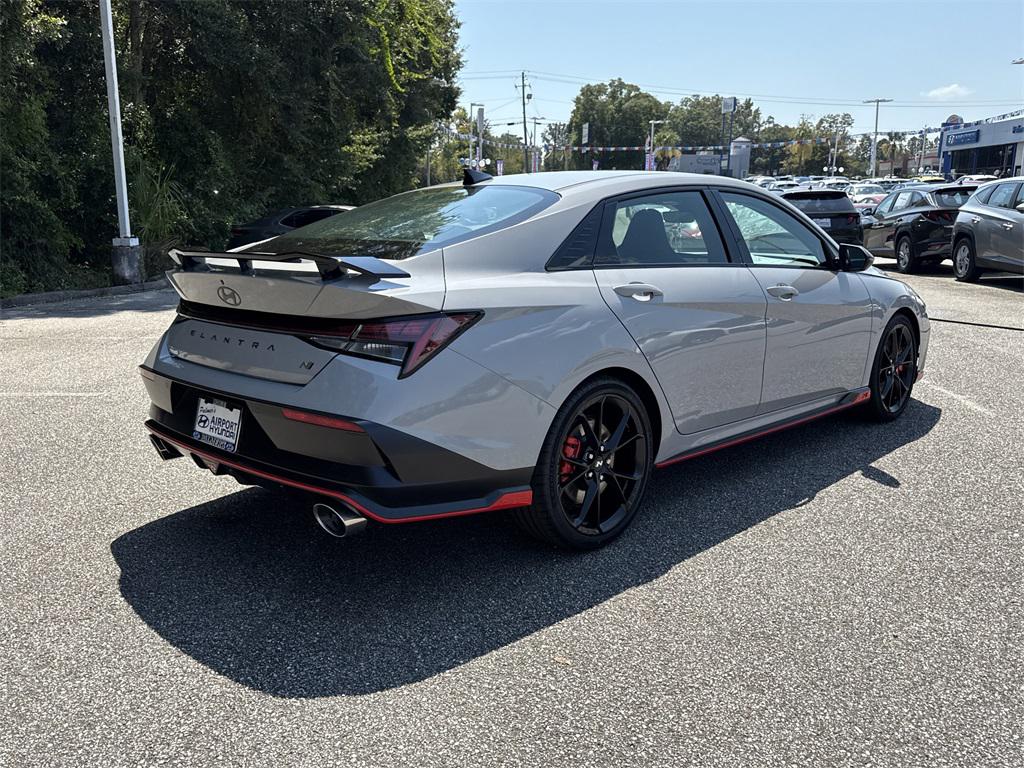 2025 Hyundai Elantra N photo 3