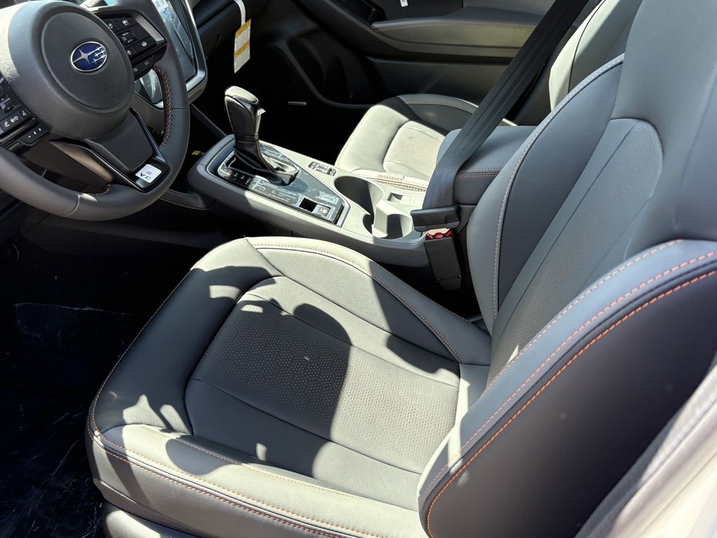2025 Subaru Crosstrek Limited photo 10