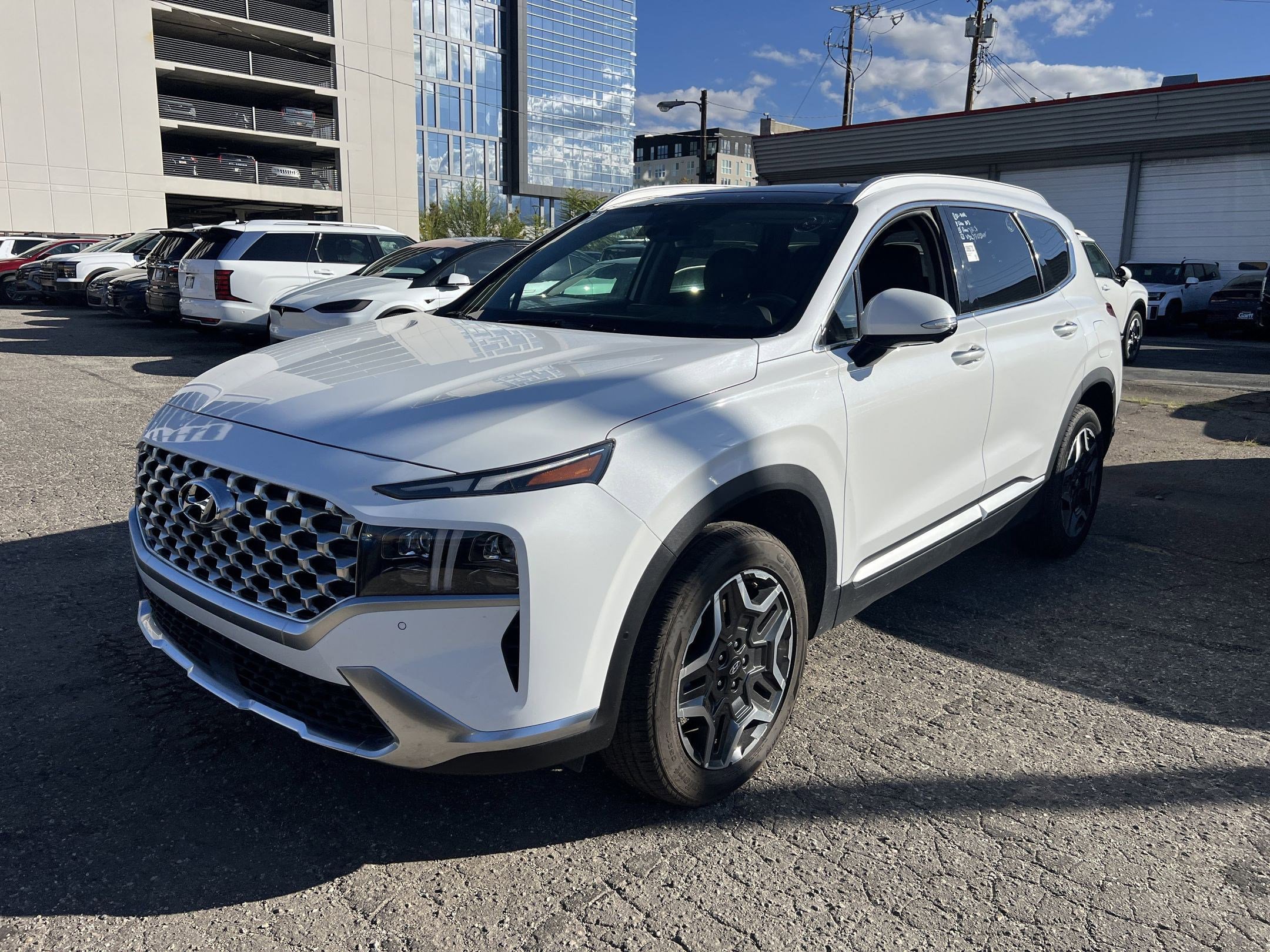 2023 Hyundai Santa Fe Limited photo 4