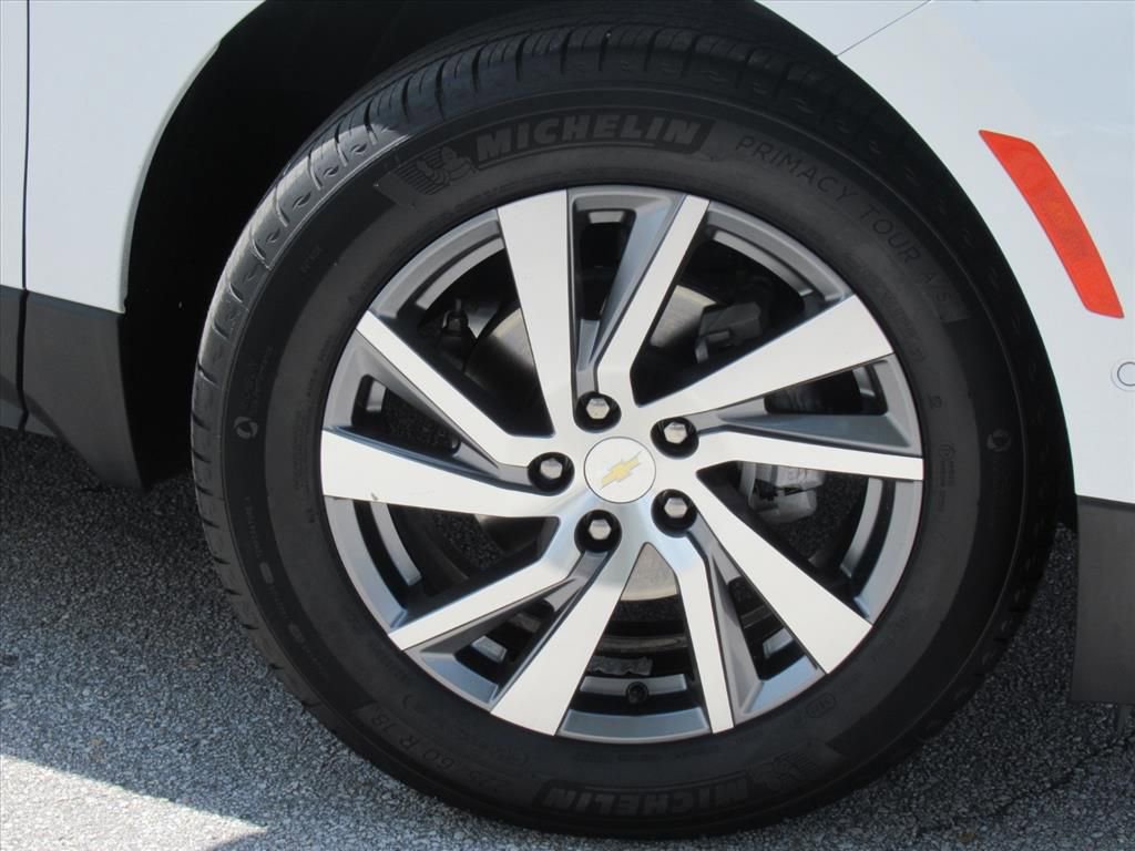 2023 Chevrolet Equinox Premier photo 7