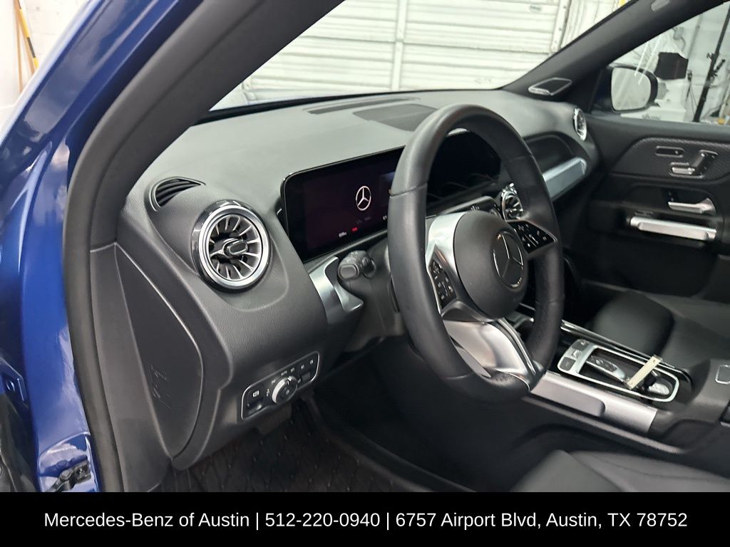 2024 Mercedes Benz GLB 250 4MATIC photo 7