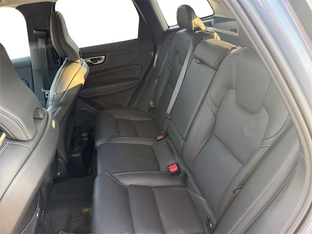 2023 Volvo XC60 Ultimate photo 14