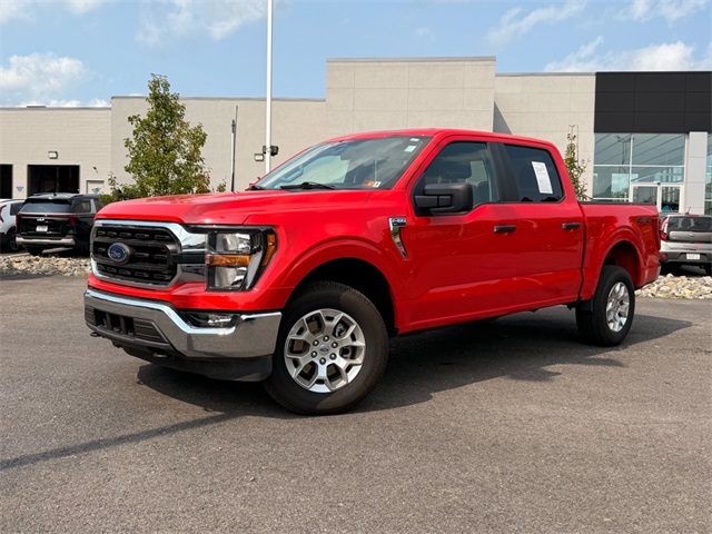 2023 Ford F-150 XLT photo 2
