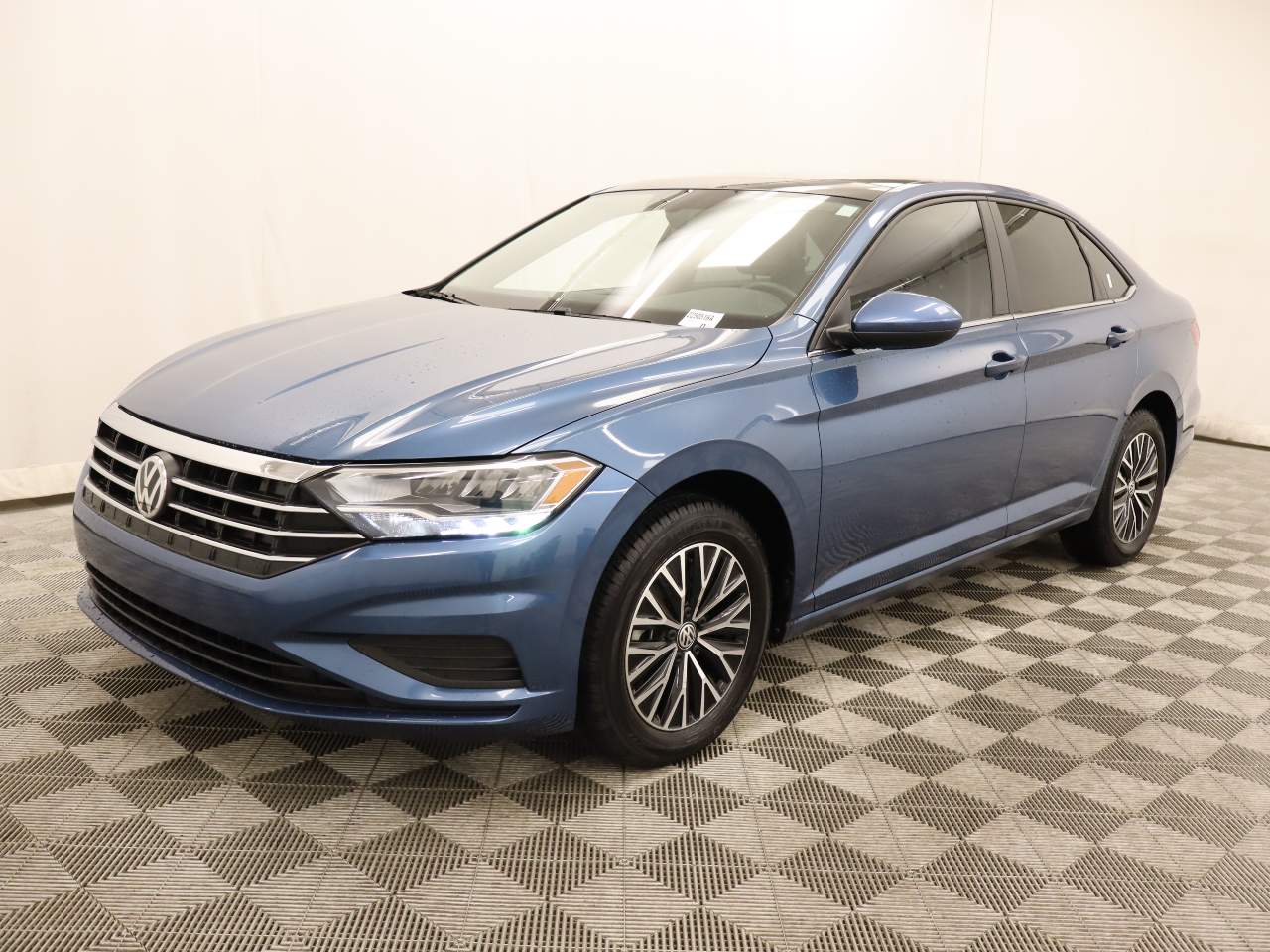 2021 Volkswagen Jetta SE's photo