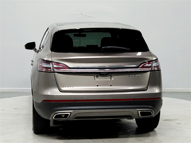 2020 Lincoln Nautilus Reserve photo 3