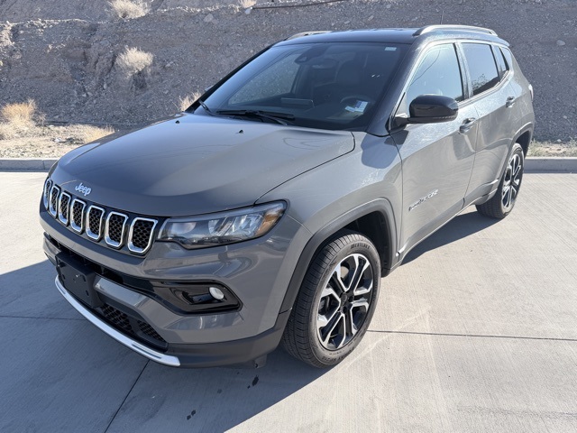 2023 Jeep Compass Limited's photo