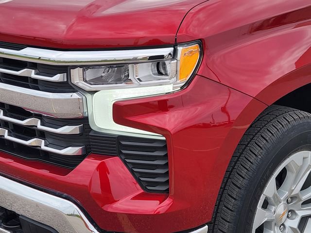 2025 Chevrolet Silverado 1500 LTZ photo 5