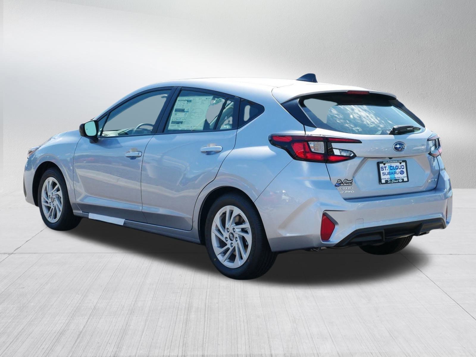 2025 Subaru Impreza Base photo 3