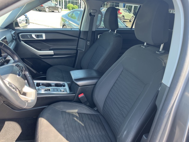2021 Ford Explorer XLT photo 10