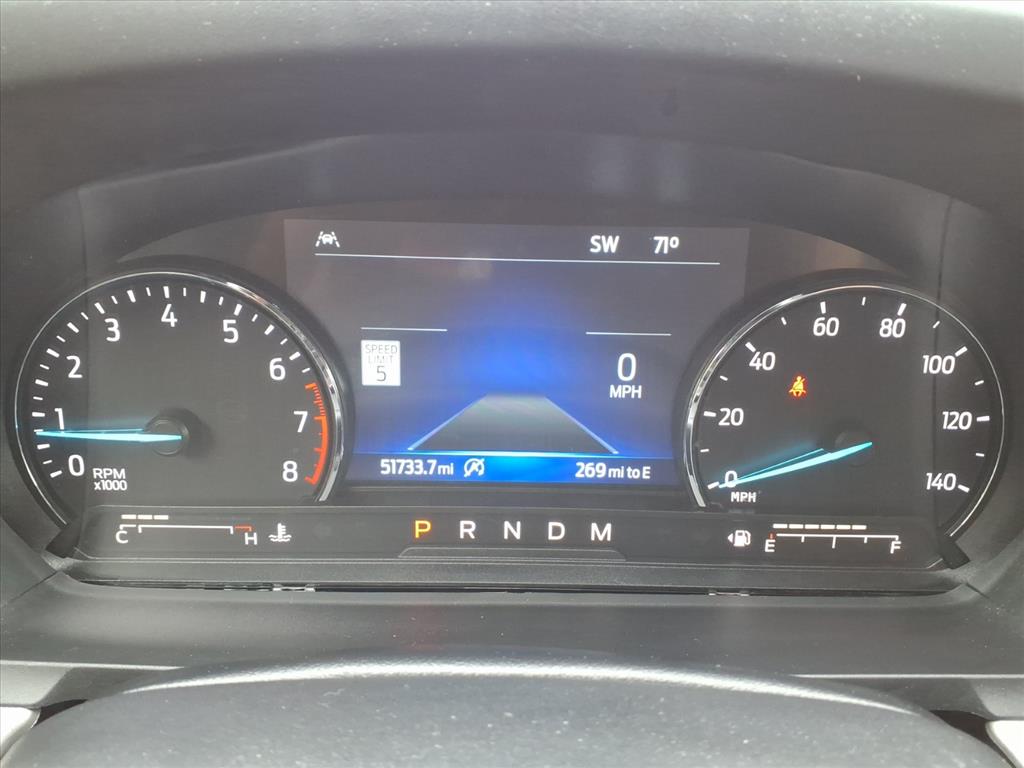 2020 Ford Explorer XLT photo 21