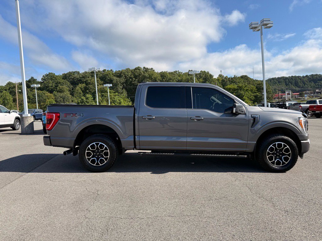 2021 Ford F-150 XLT photo 6