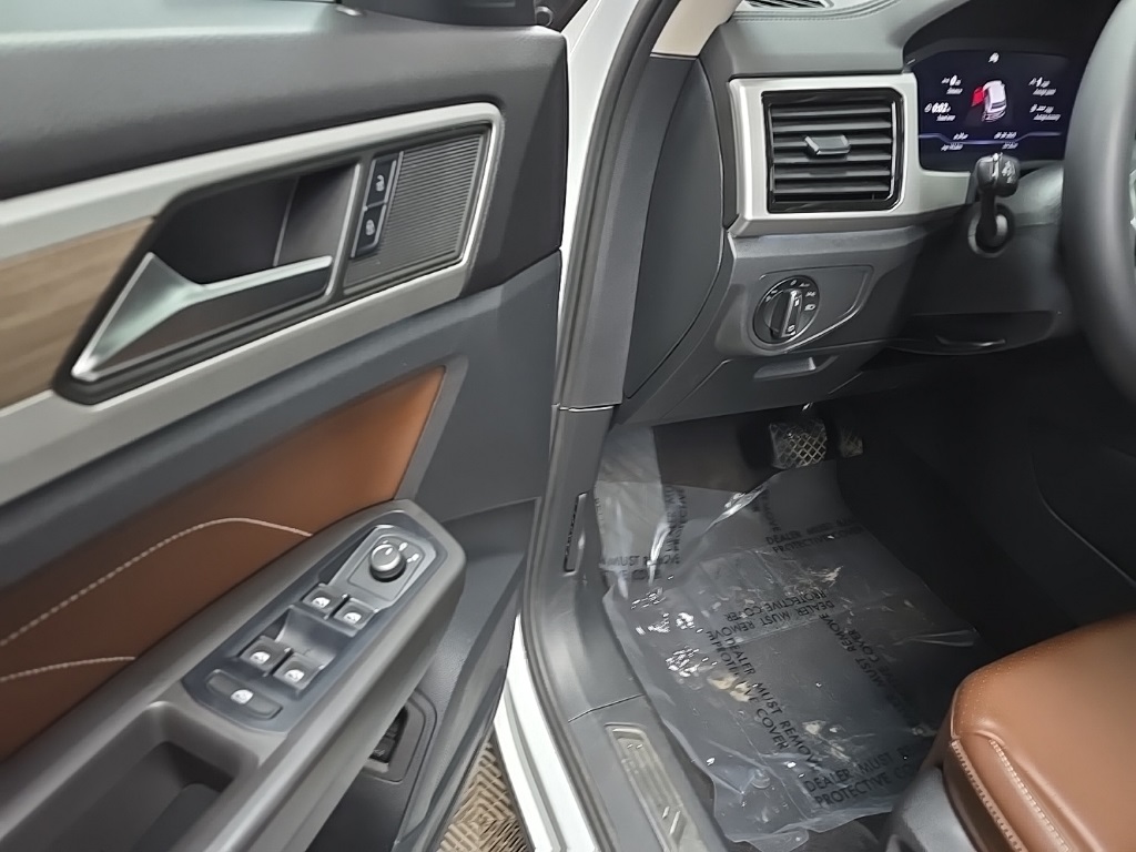 2022 Volkswagen Atlas SEL photo 27