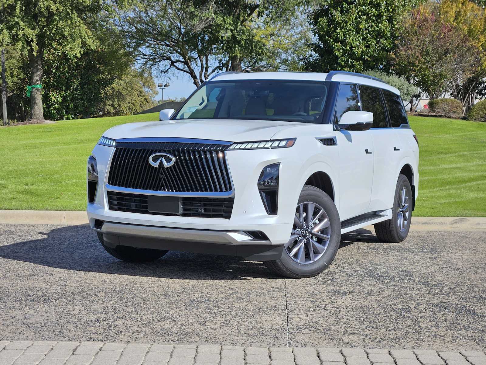 2026 INFINITI QX80 Pure's photo