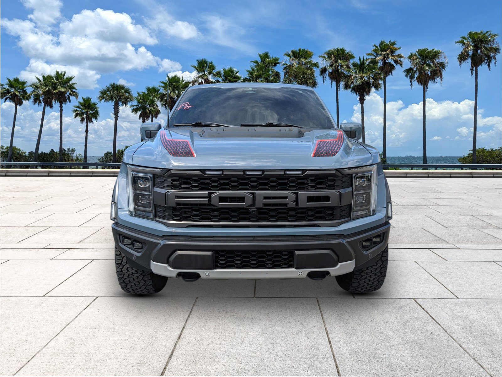 2023 Ford F-150 Raptor photo 3