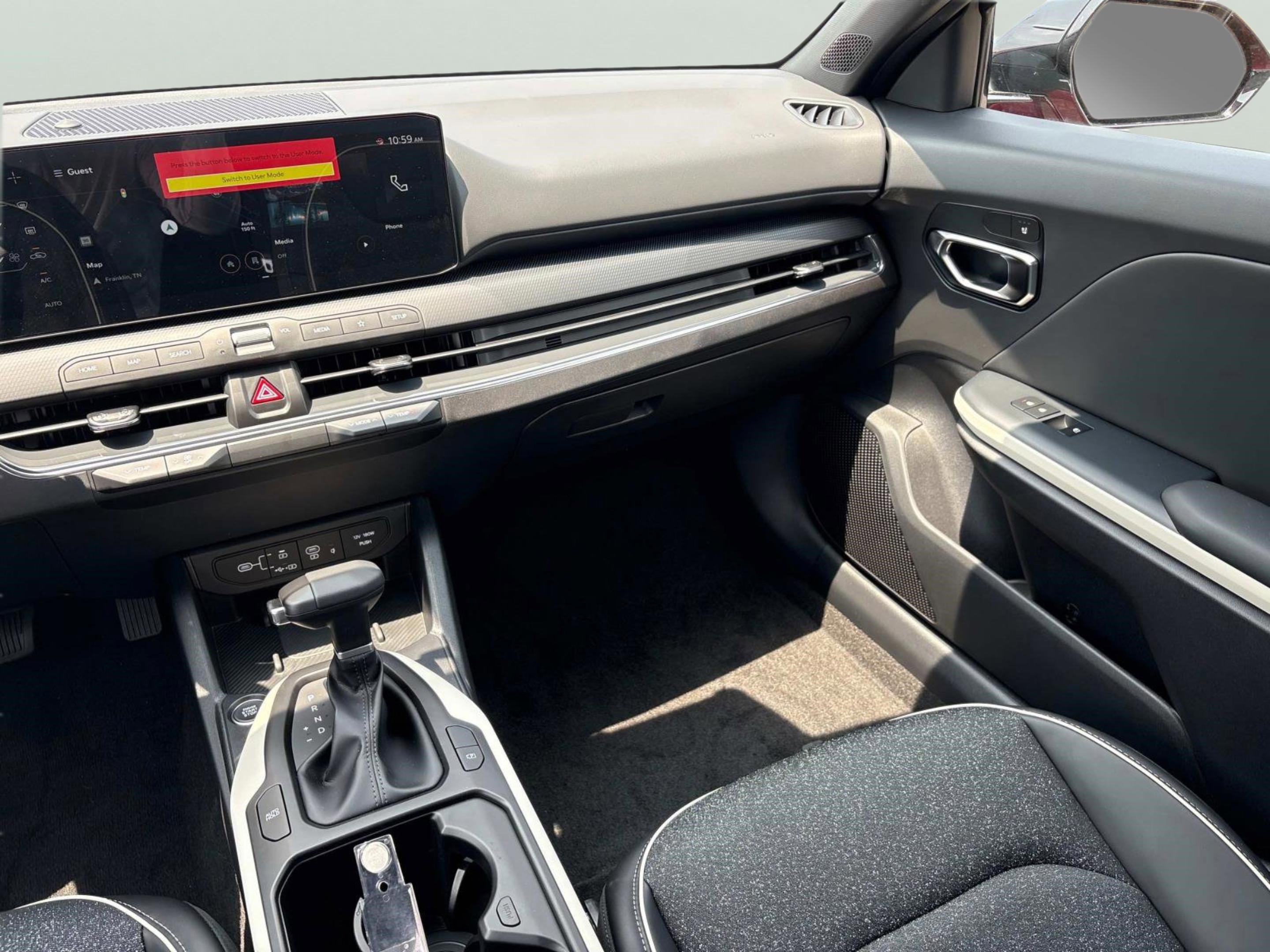 2025 Kia K4 GT-Line photo 12