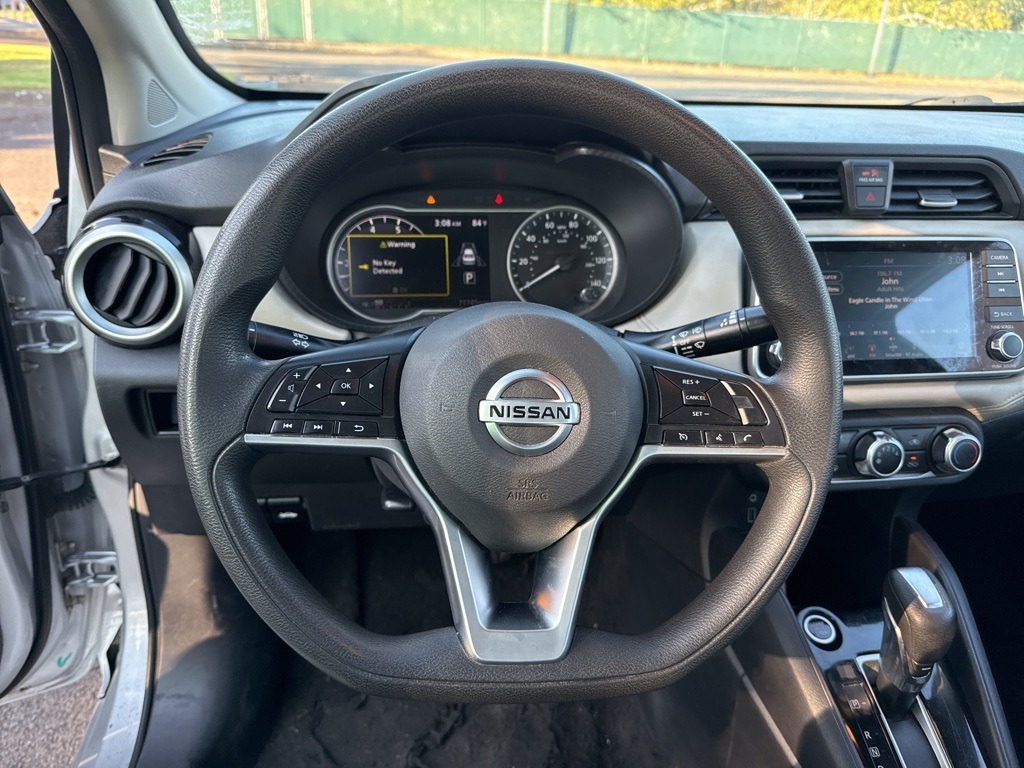 2020 Nissan Versa 1.6 SV photo 9