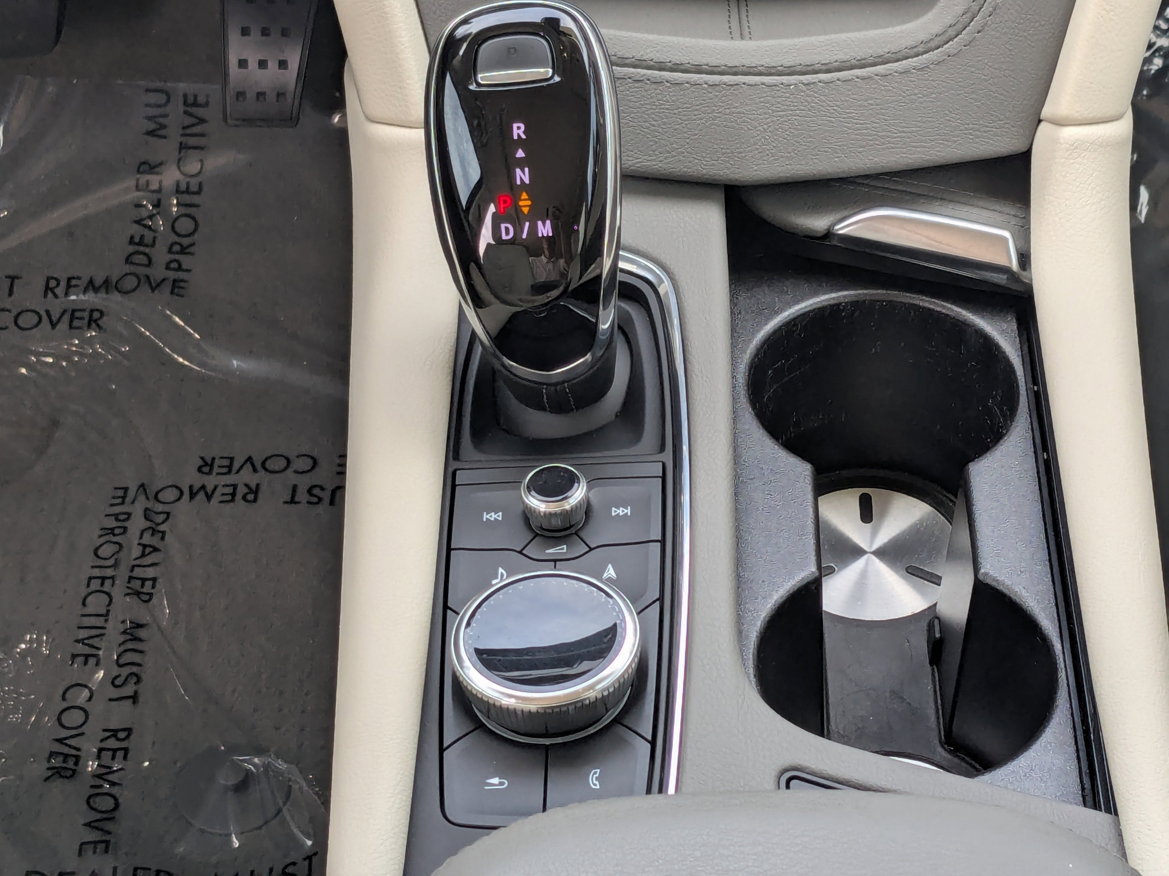 2023 Cadillac XT6 Premium Luxury photo 11