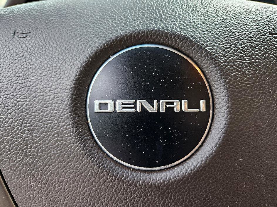 2014 Gmc Yukon XL Denali photo 25