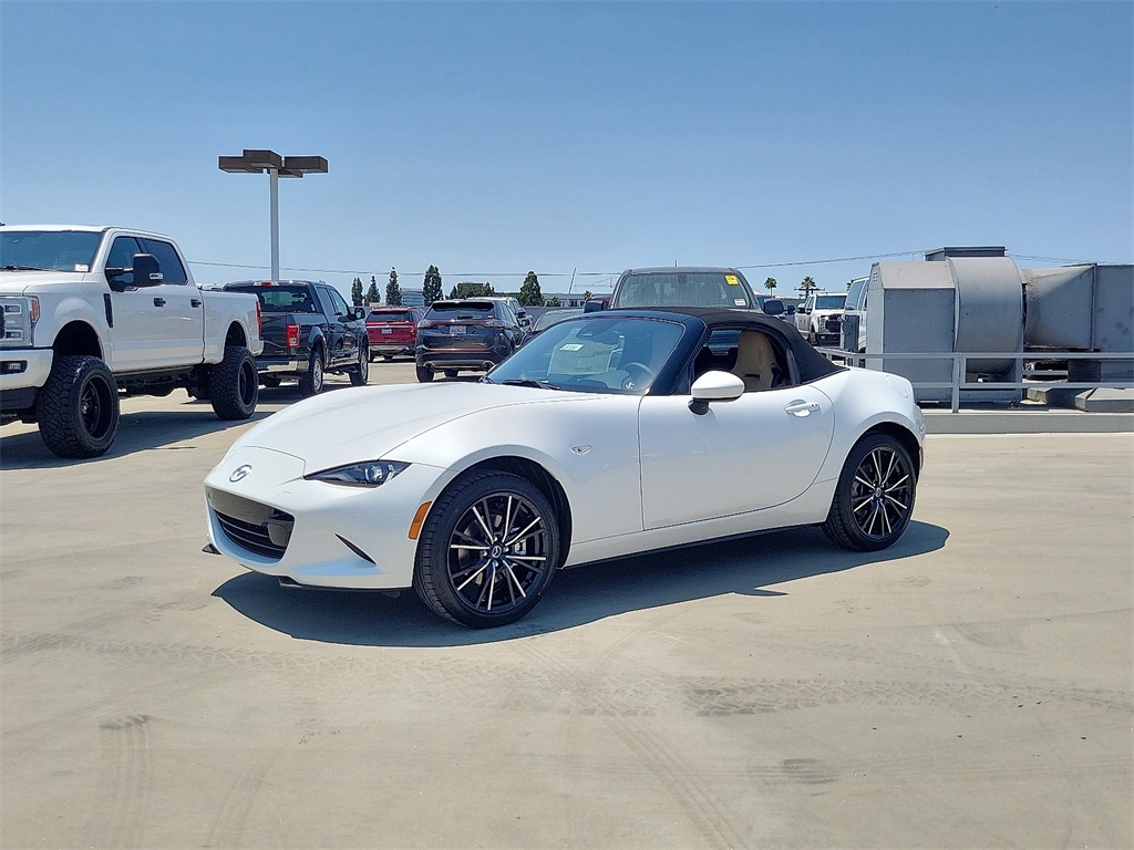 2025 Mazda MX-5 Miata Miata Grand Touring photo 22